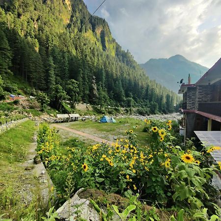 Flipsyde Retreat Otel Kasol Dış mekan fotoğraf