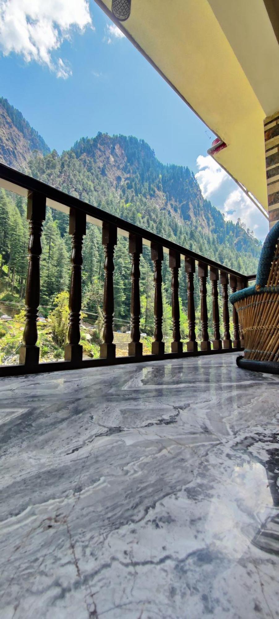 Flipsyde Retreat Otel Kasol Dış mekan fotoğraf