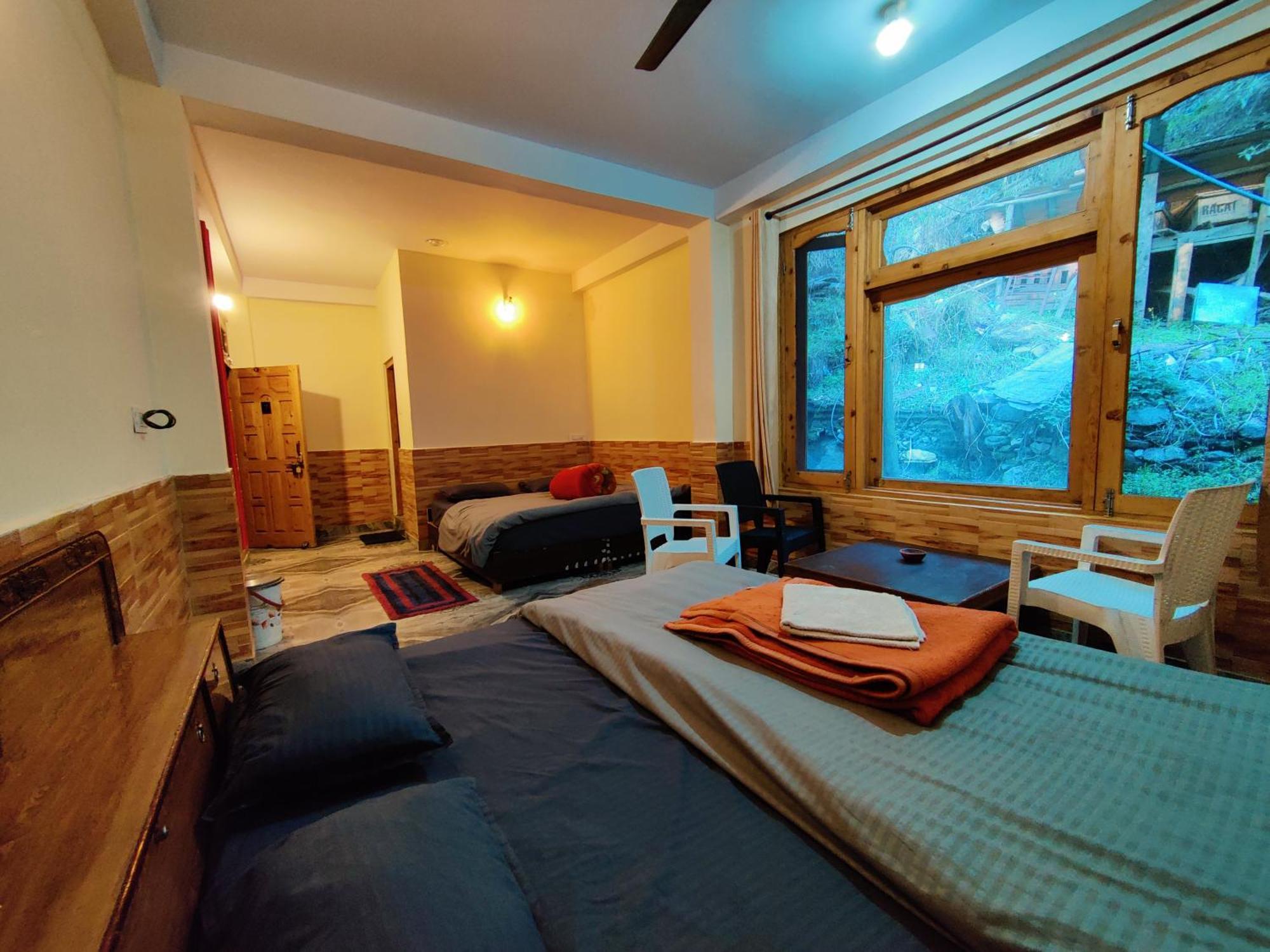 Flipsyde Retreat Otel Kasol Dış mekan fotoğraf